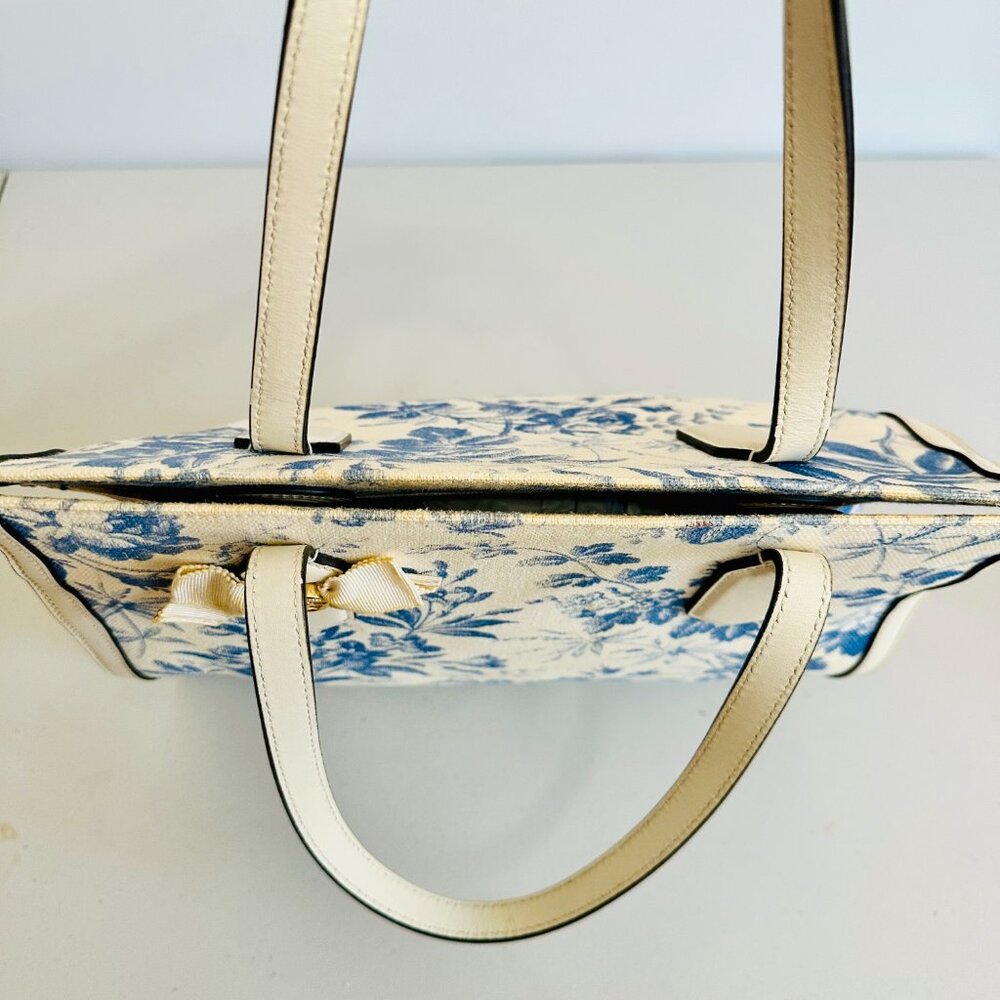 GUCCI JAPAN EXCLUSIVE TOILE BLUE AND WHITE FLORAL CANVAS AND LEATHER TOTE ITALY - Picture 5 of 13